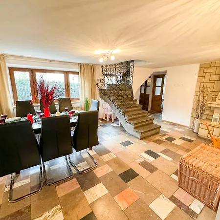 Modrzejewska In The Centre Of By Renters *